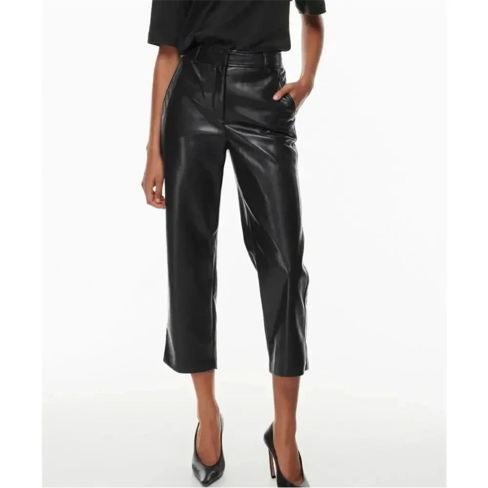 ARITZIA BABATON Command Crop Pants in Black Vegan Leather size 8 Straight Leg‎